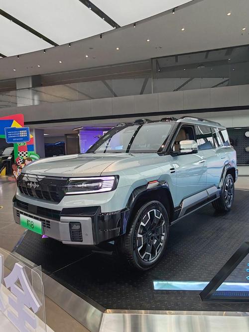广州115比亚迪方程豹硬派越野的爆款，英菲尼迪35周年与你共成长